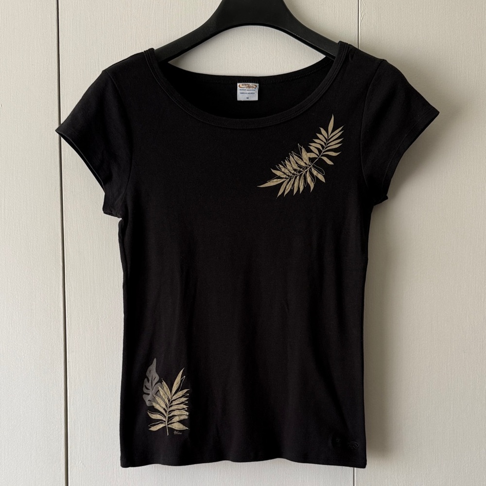 Womens Crazy Shirts T Size M - Black